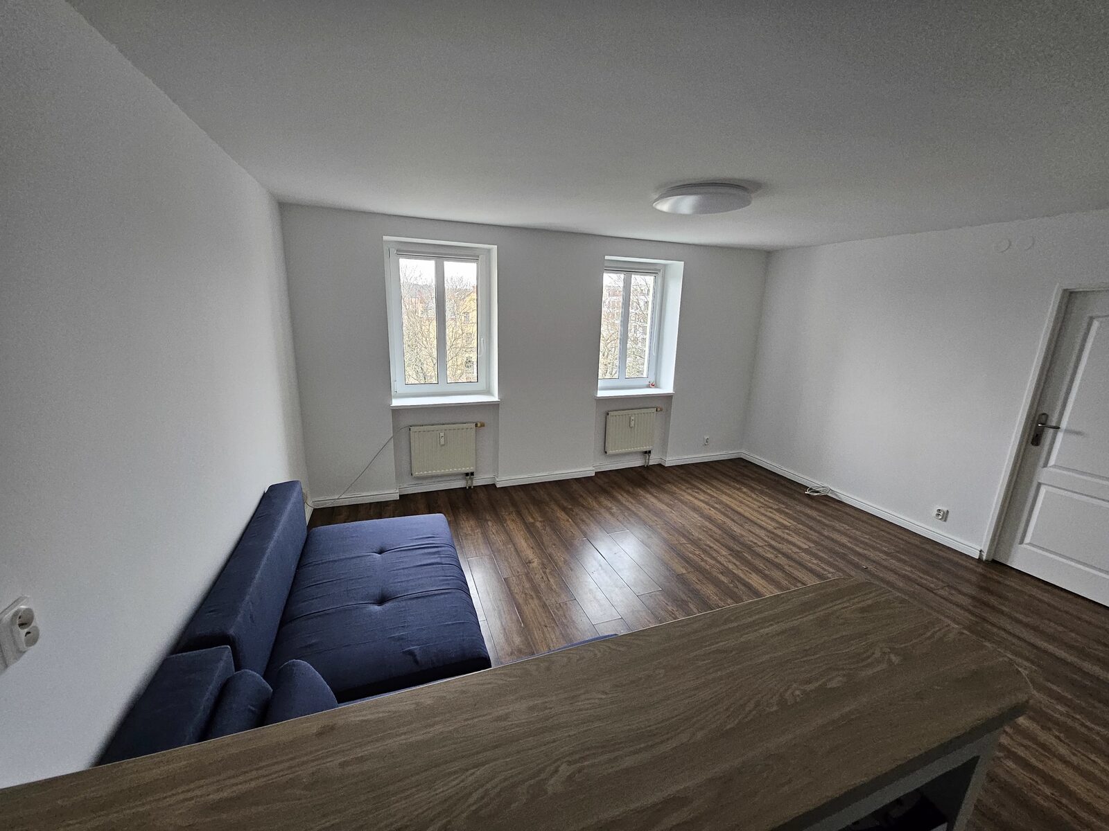 Salon – widok na okna